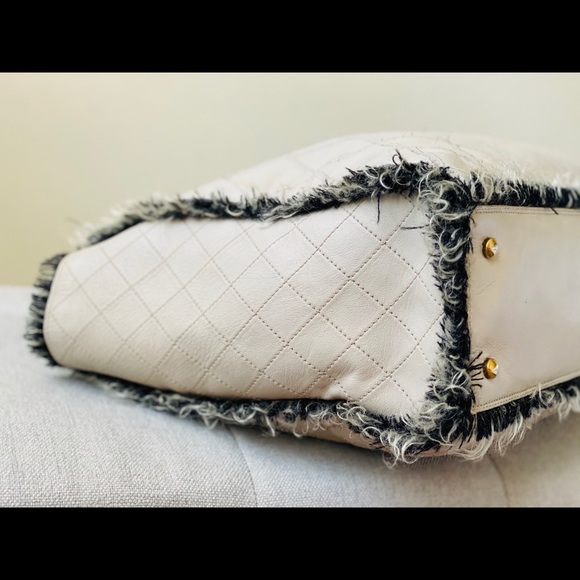 SOLD Chanel Tweed Trim Light Grey Leather Tote - Picture 7 of 16